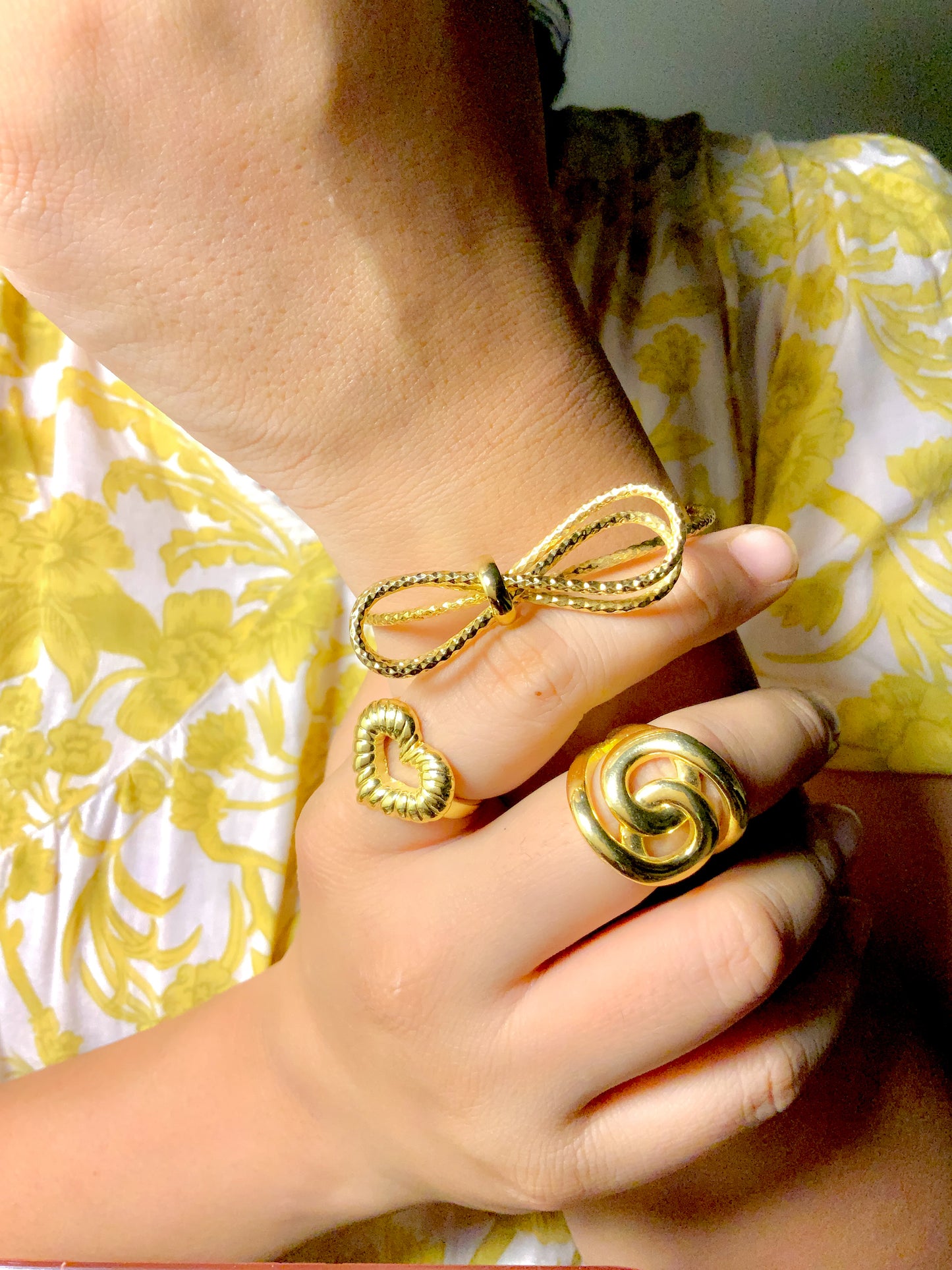 Bowlette cuff