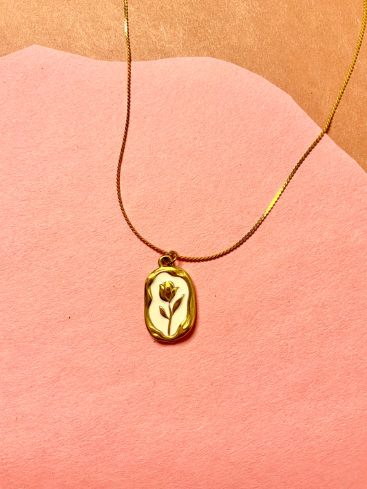 Petal necklace