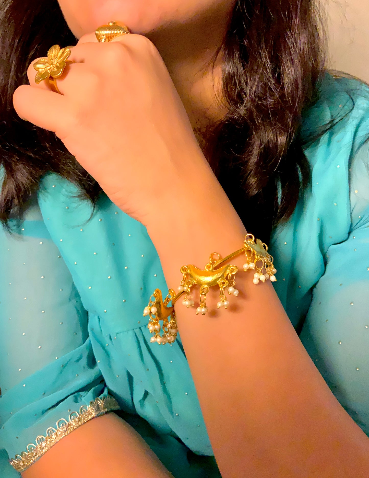 Chaand chor bangle