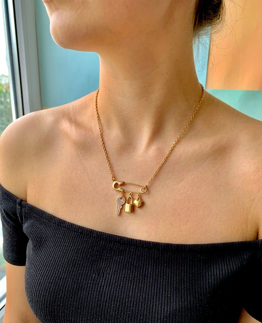 Plot twist necklace