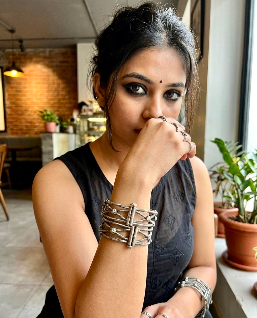 Noor & Nakhra cuff