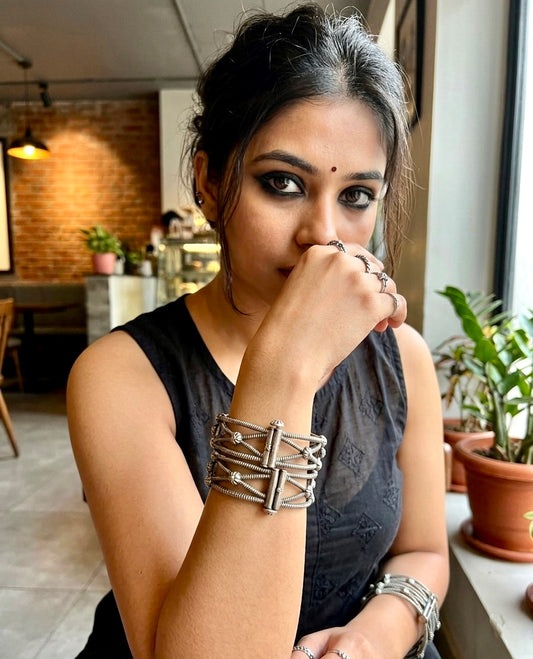 Noor & Nakhra cuff
