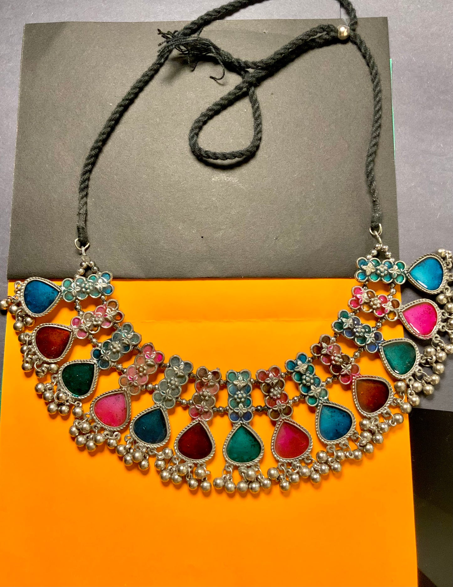 Tarang choker