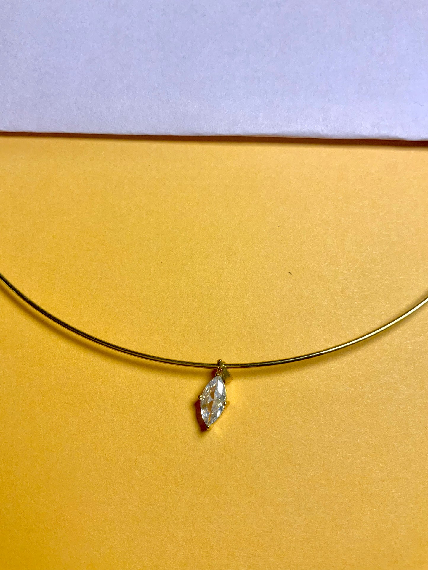 Marquee choker