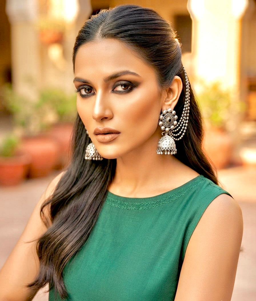 Kumud jhumkas