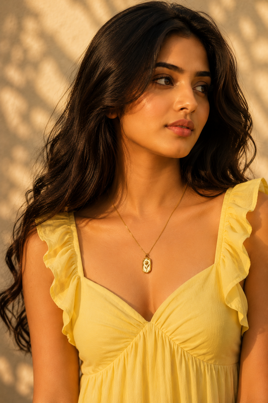Petal necklace