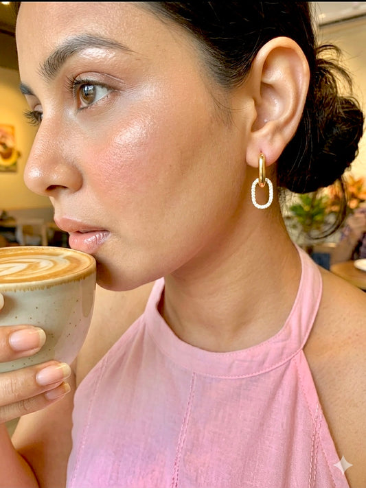 Pick me not earrings