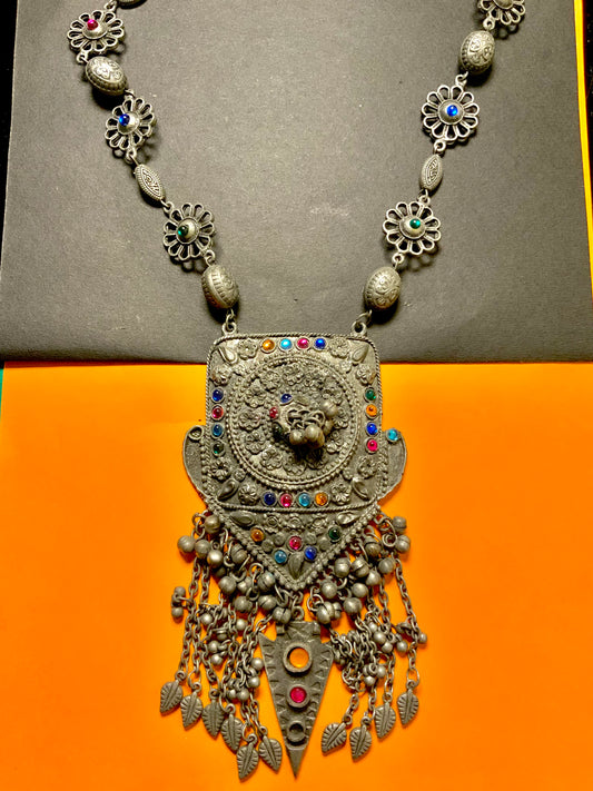 Husn afghani necklace