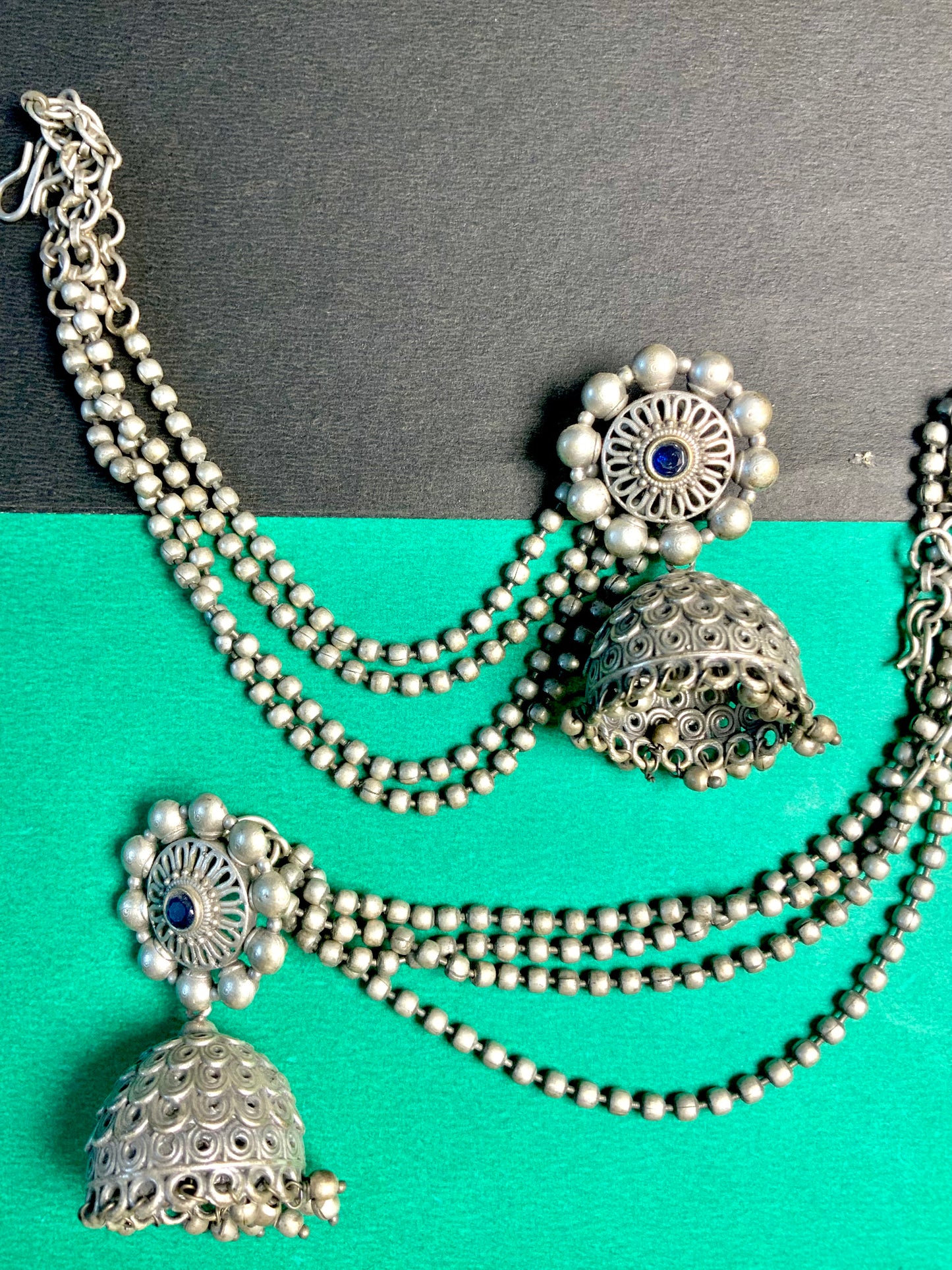 Kumud jhumkas