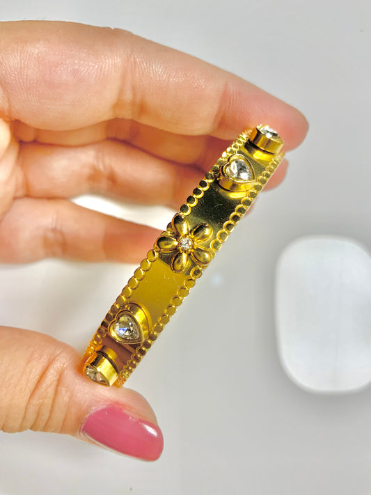 Eden cuff