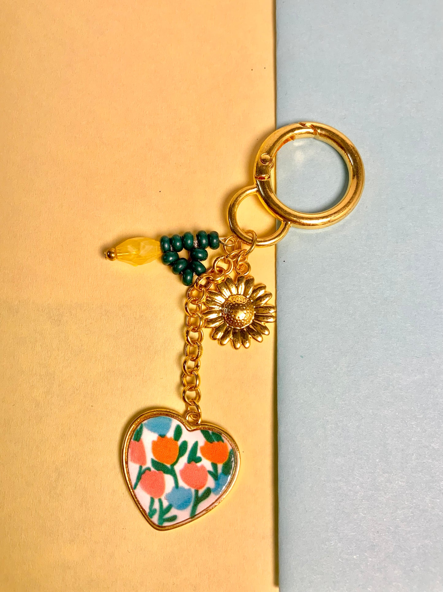 Sweet pea charm