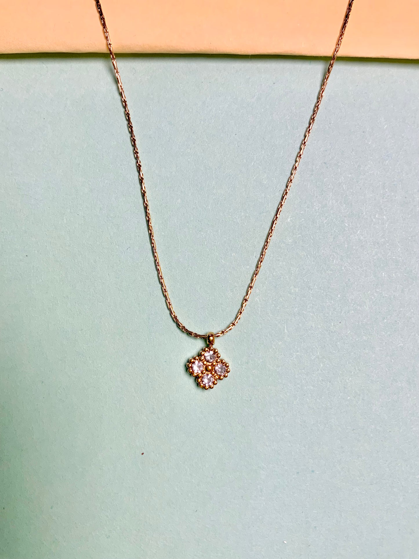 Cloverina necklace