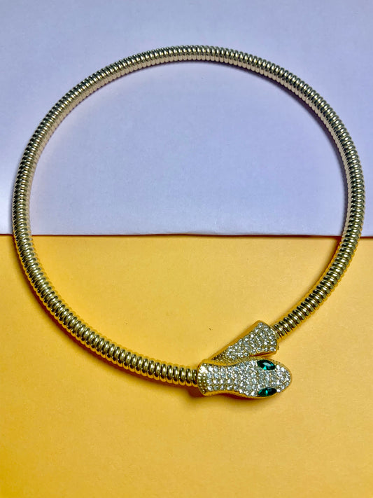 The “serpent” choker