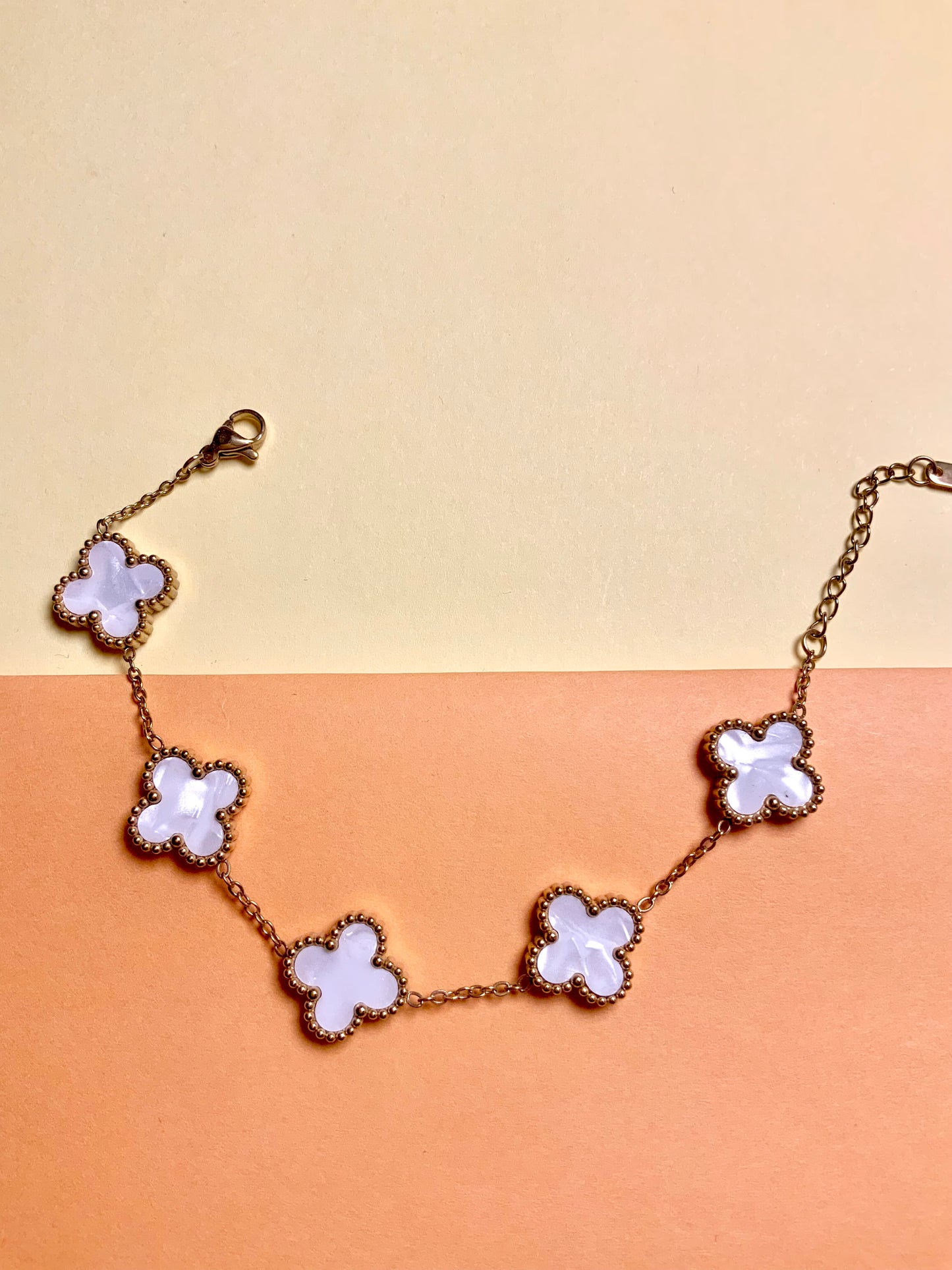 Clover charms ivory