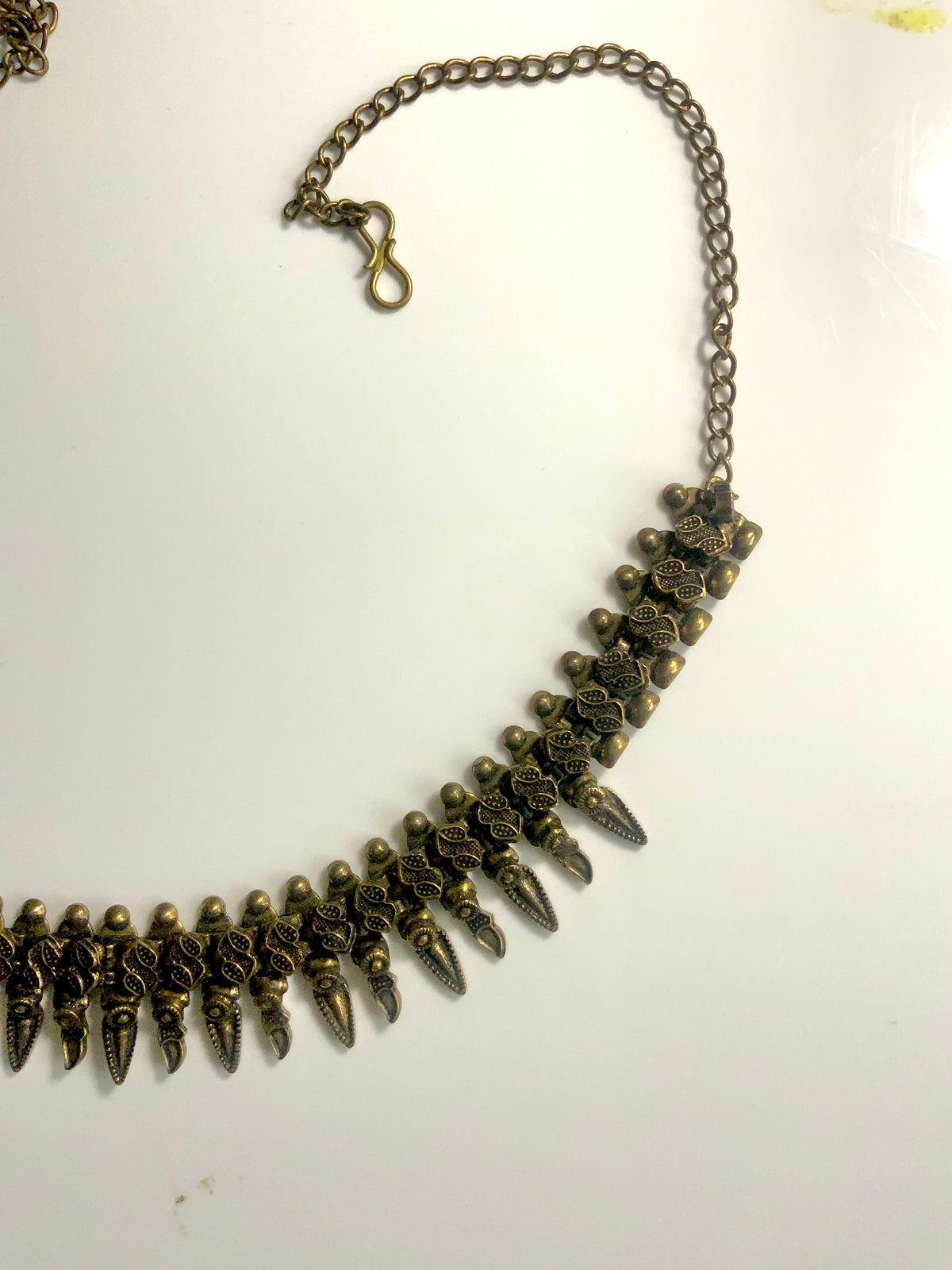 Teekhi choker