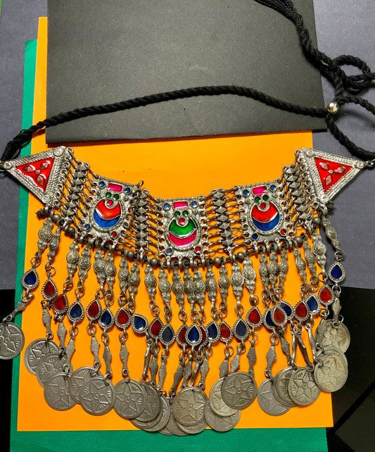 Dastaan afgani choker