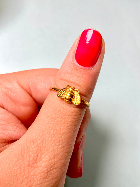 Buzzbee Ring