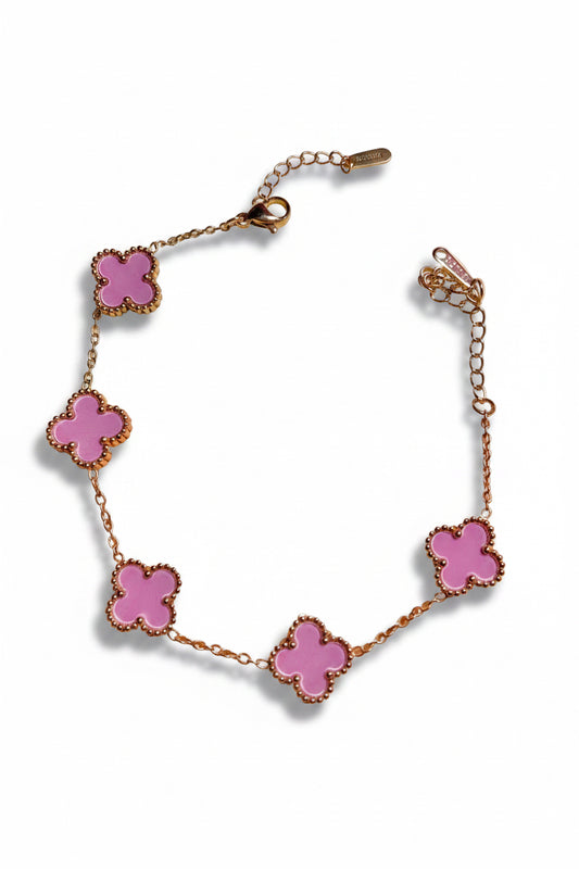 Clover charms champagne