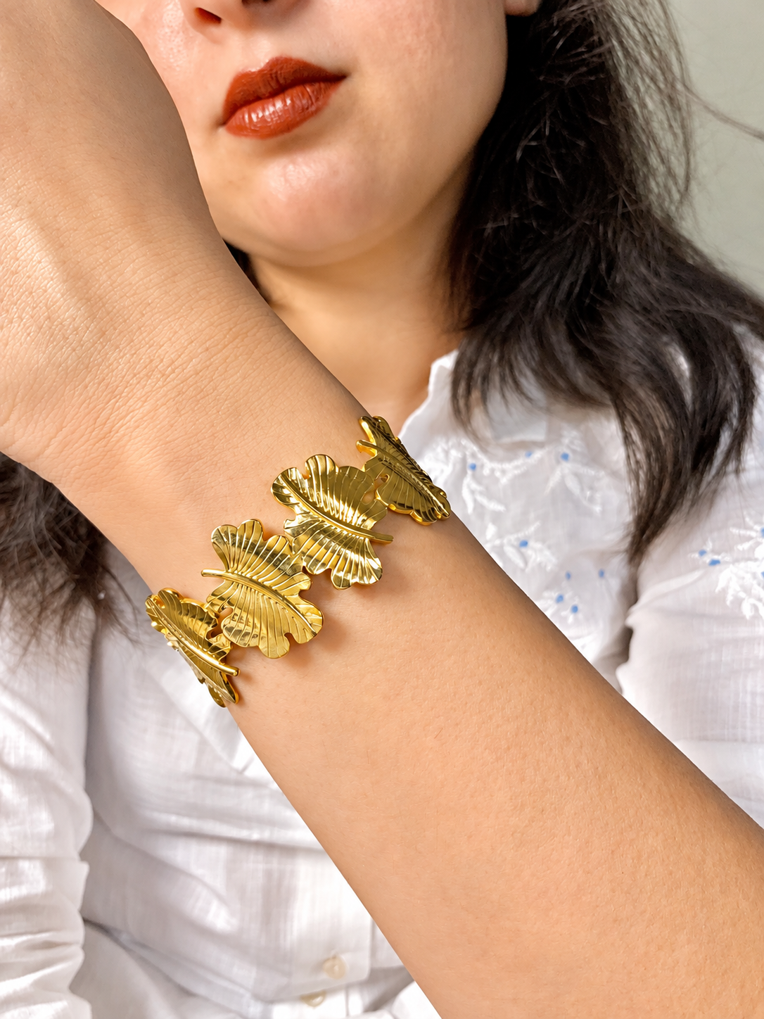 Leaflet cuff