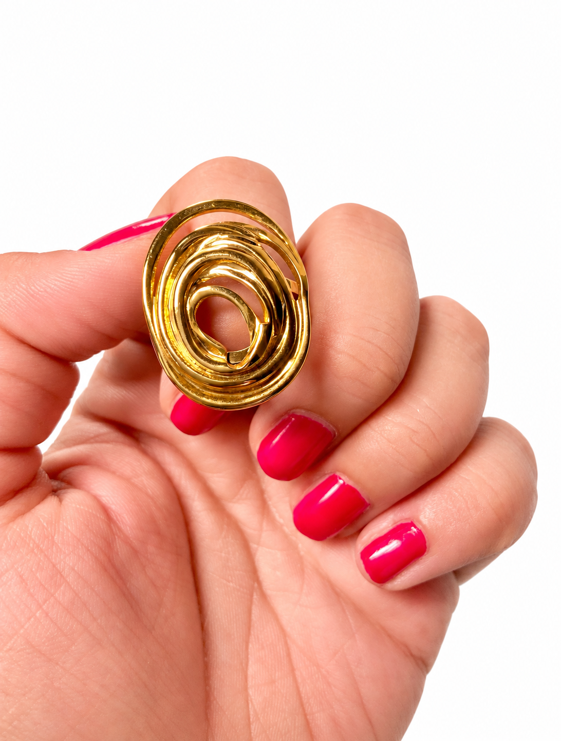 Bombshell ring